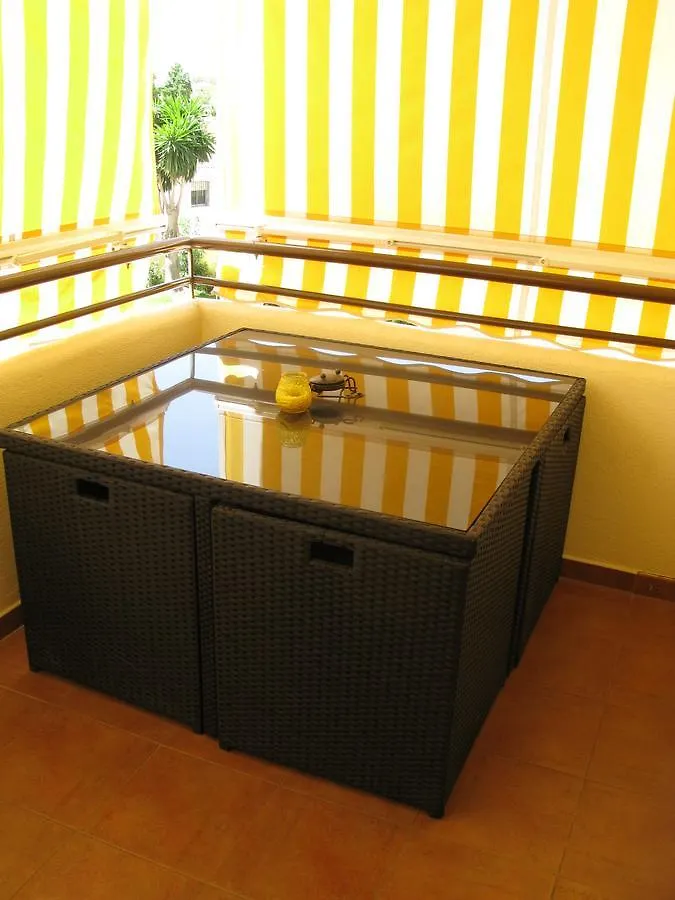 Apartamentos Buganvillas 토레몰리노스